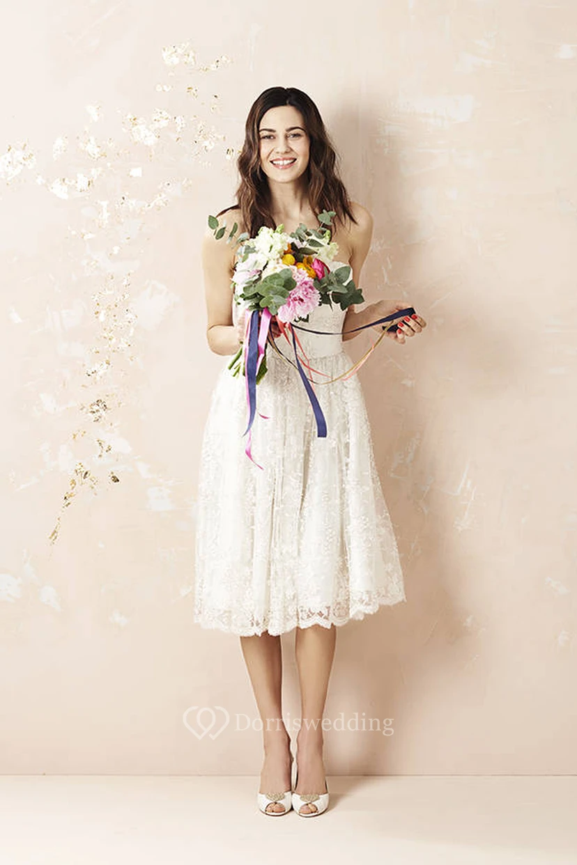 Tea-Length Sweetheart Sleeveless Appliqued Lace Wedding Dress view 3