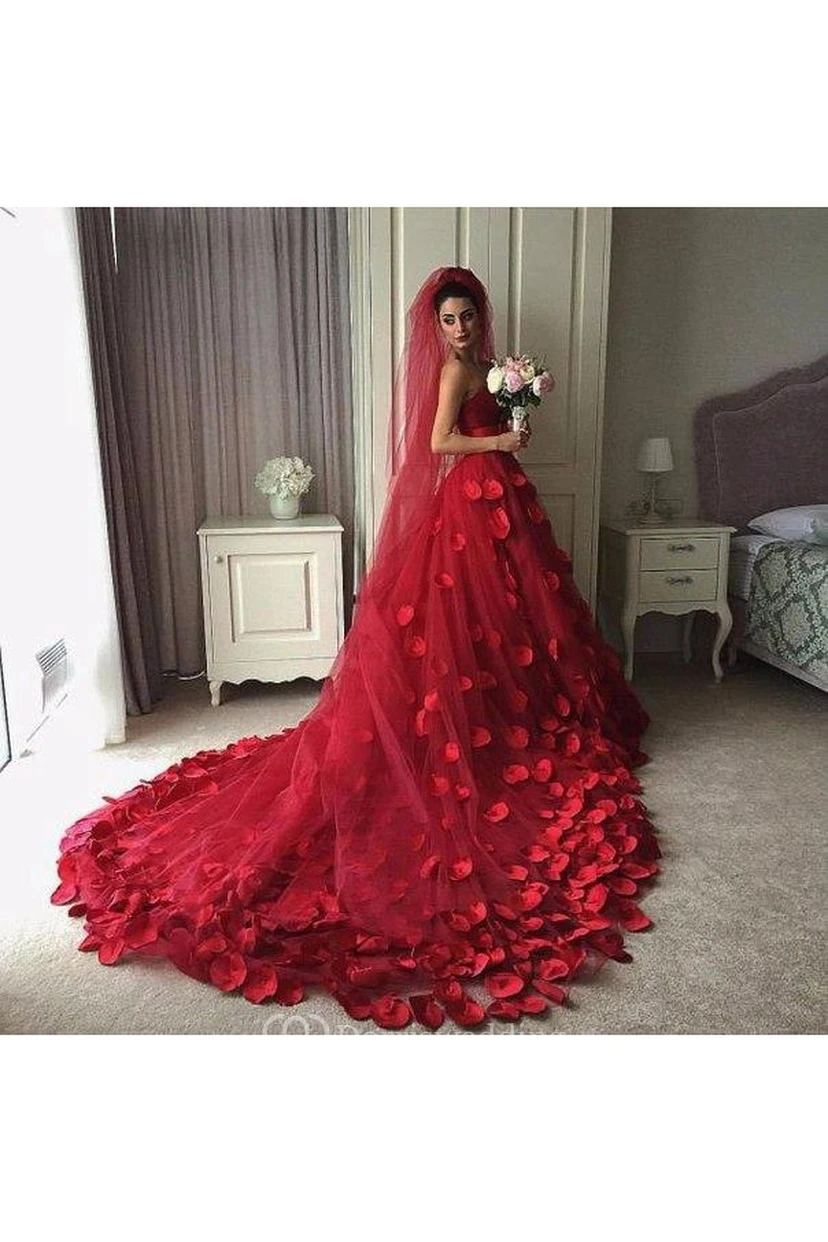 Newest Red Tulle Princess Wedding Dress Flowers Court Train view 2