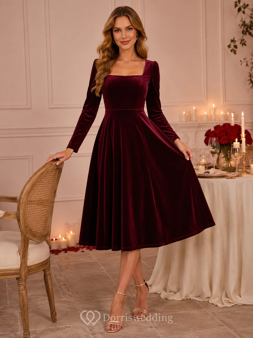 Robe midi bordeaux en velours à manches longues et coupe trapèze, idéale pour un anniversaire