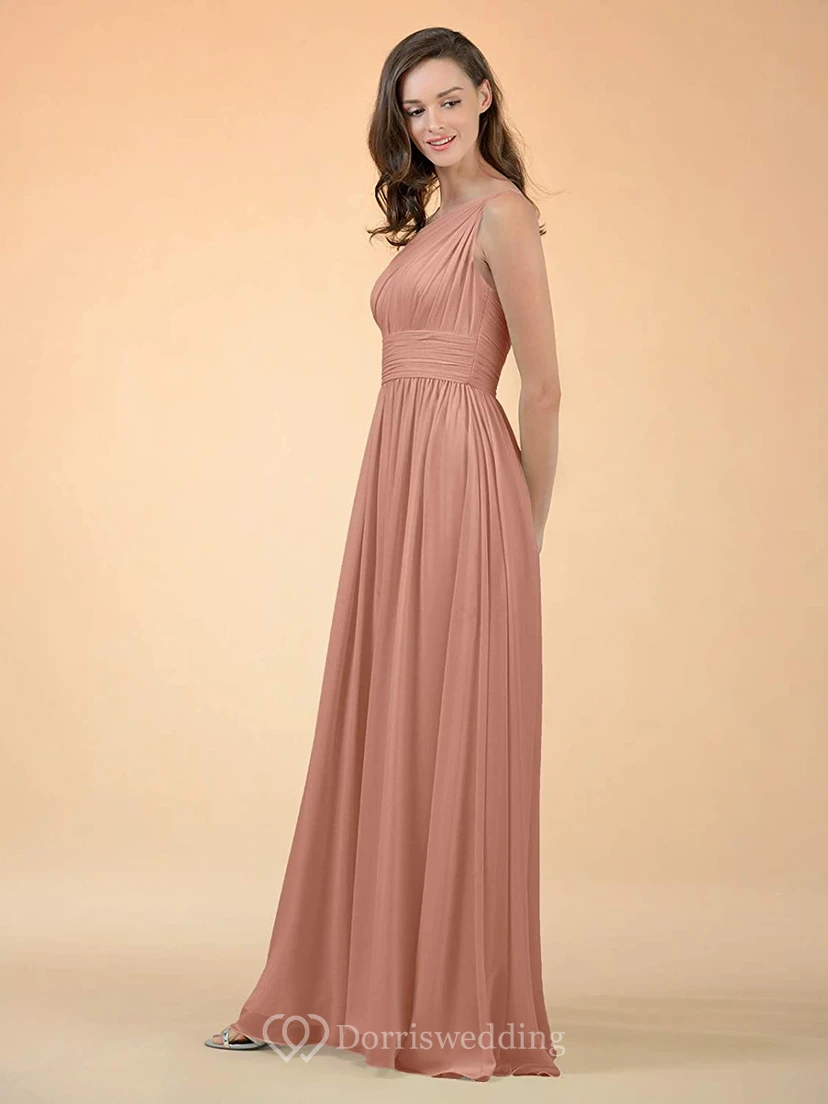 Elegantes, schulterfreies, bodenlanges Chiffon-Brautjungfernkleid in A-Linie mit Raffungen und A-Linien-Schnitt