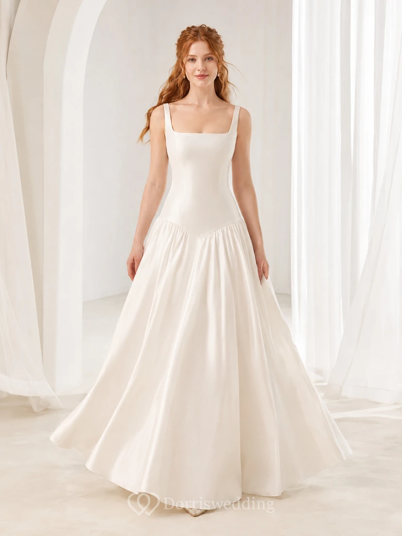Gartenbrautkleid mit quadratischem Ausschnitt, weichem Tüll und tiefer Taille