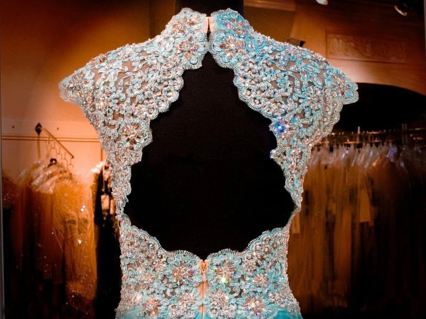Luxurious Appliques Beadings Evening Dress High Neck A-line Zipper view 4