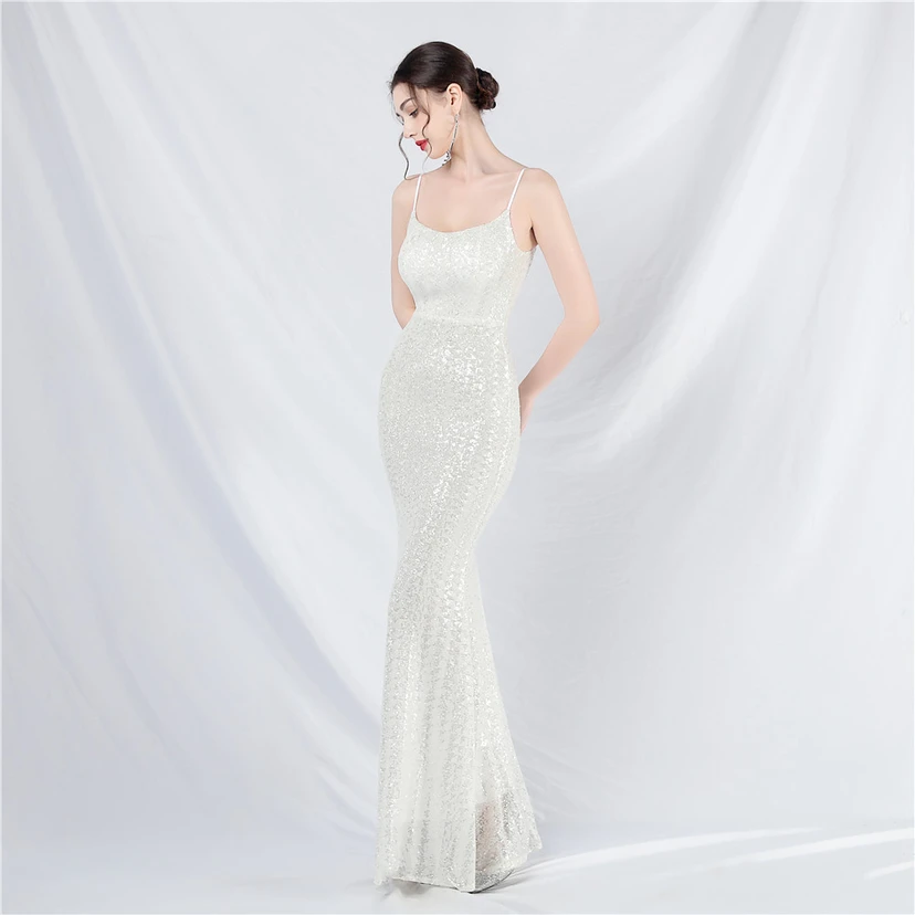Hochwertiges, schillerndes Pailletten-Abendkleid mit Trägern view 58