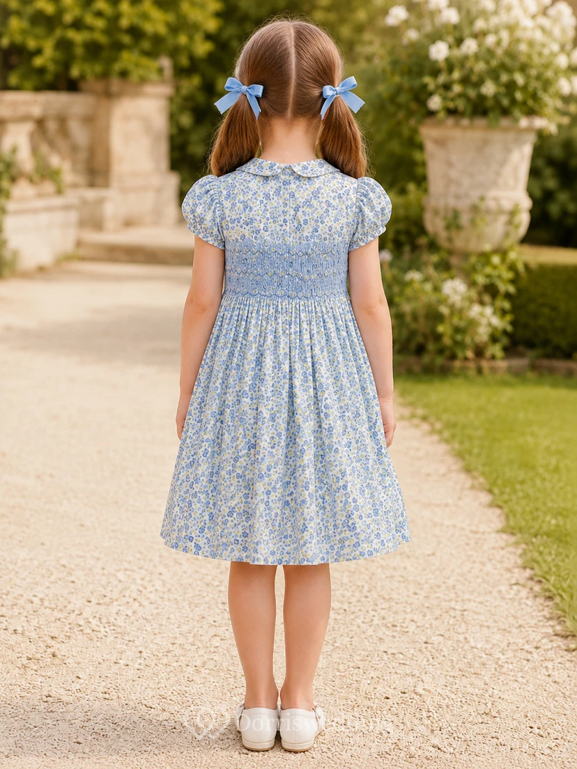 Robe de demoiselle d'honneur bleu acier à imprimé floral en coton, coupe trapèze, manches courtes et jupe arrivant au genou view 2