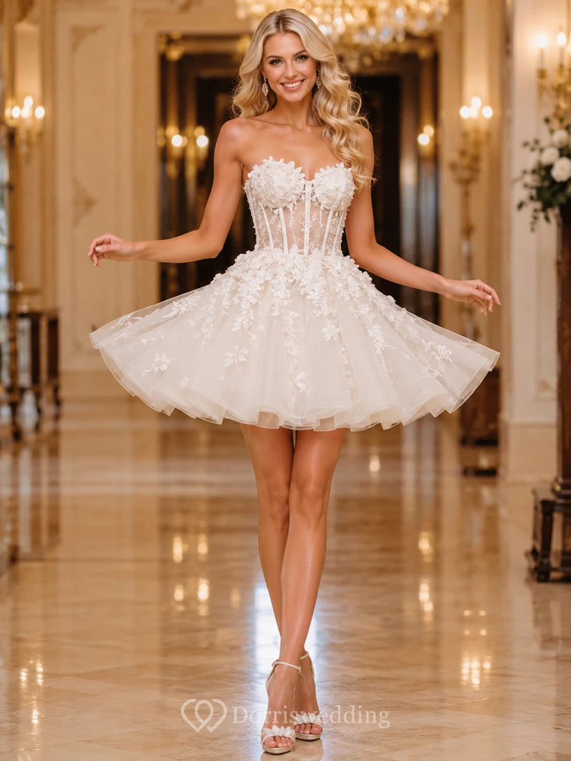 Vestido de fiesta de recepción de boda corto de lujo sin tirantes con apliques florales de tul y vestido de baile.