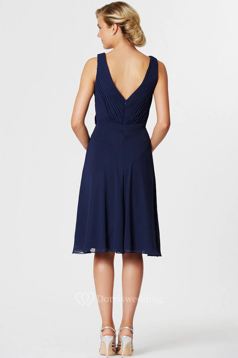 Knee-Length V-Neck Ruched Sleeveless Chiffon Bridesmaid Dress With Bow view 2