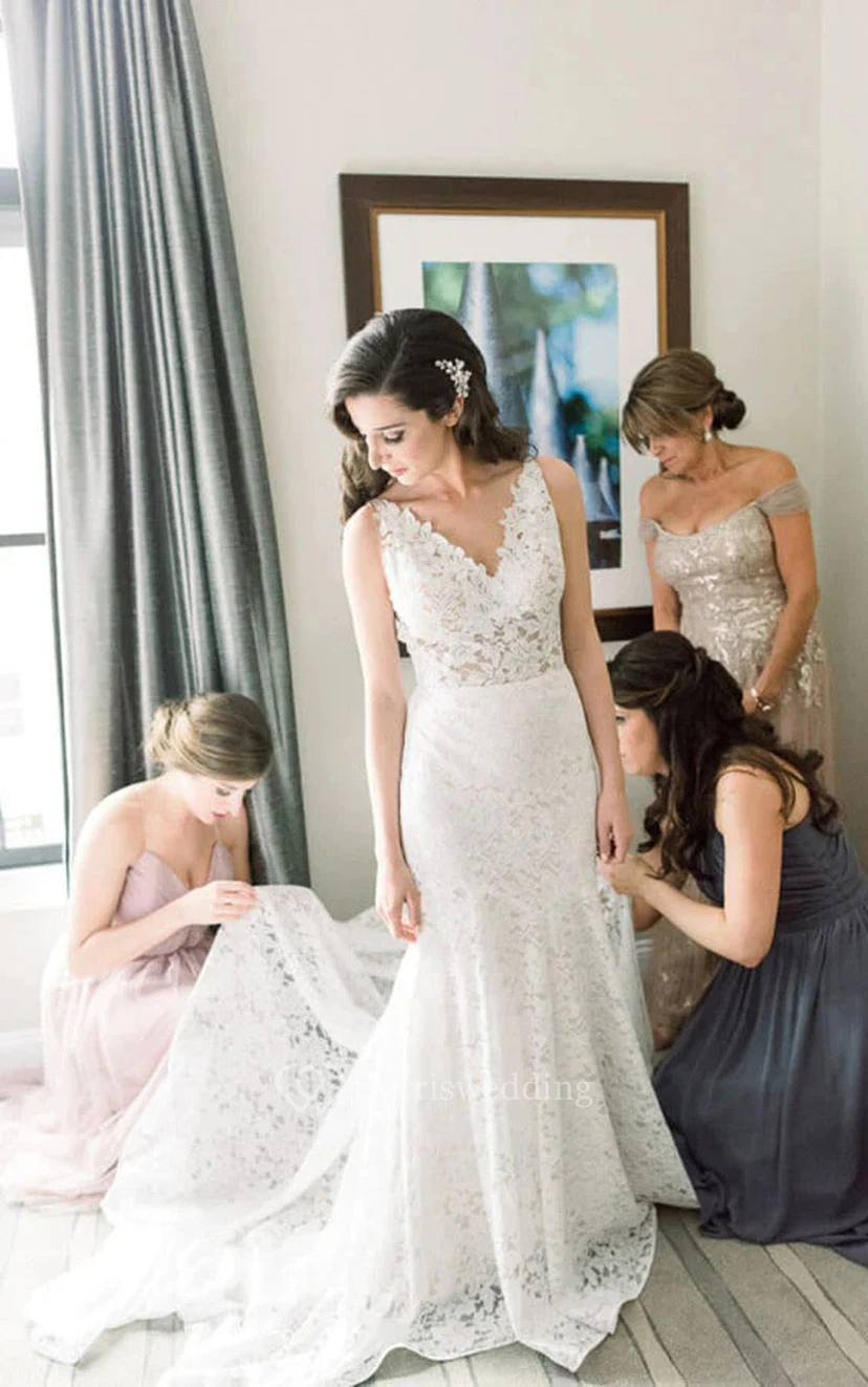 Lace Sheath Vintage Mermaid Sleeveless Backless Wedding Dress view 3