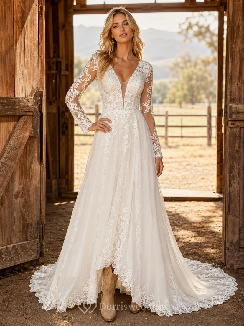 Brautkleid im Landhausstil mit Spitze, A-Linie, herzförmigem Schnitt, langen Ärmeln, Schleppe und tiefem V-Ausschnitt am Rücken