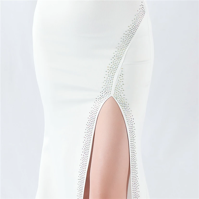 Vestido de noche con cuello oblicuo, hombros con estampado de hojas de loto, bordado artesanal y diamantes, ideal para la celebración de la reunión anual. view 59