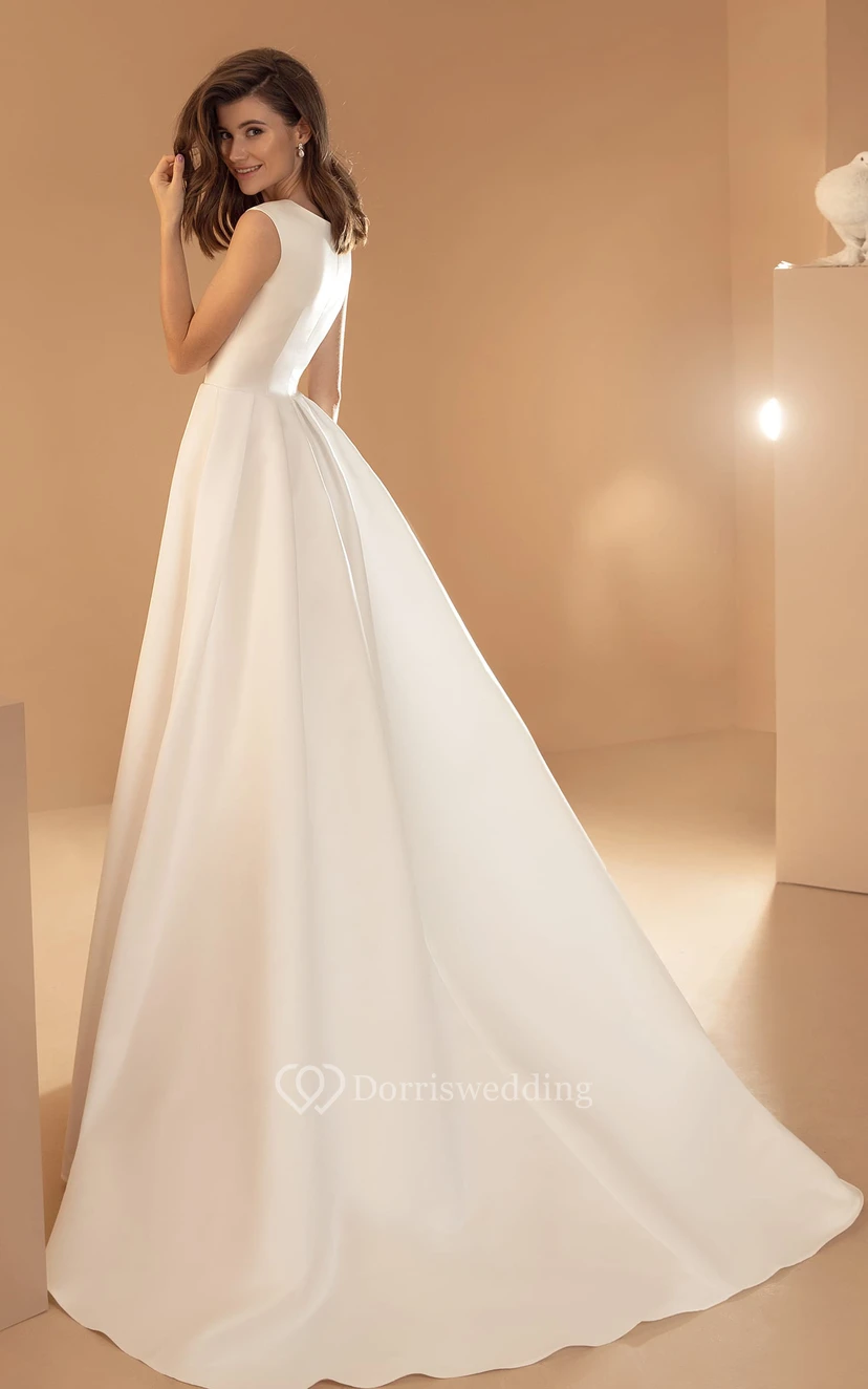 Schlichtes, ärmelloses Satin-Ballkleid mit V-Ausschnitt, bodenlanger Schleppe und A-Linien-Design sowie Taschen view 2
