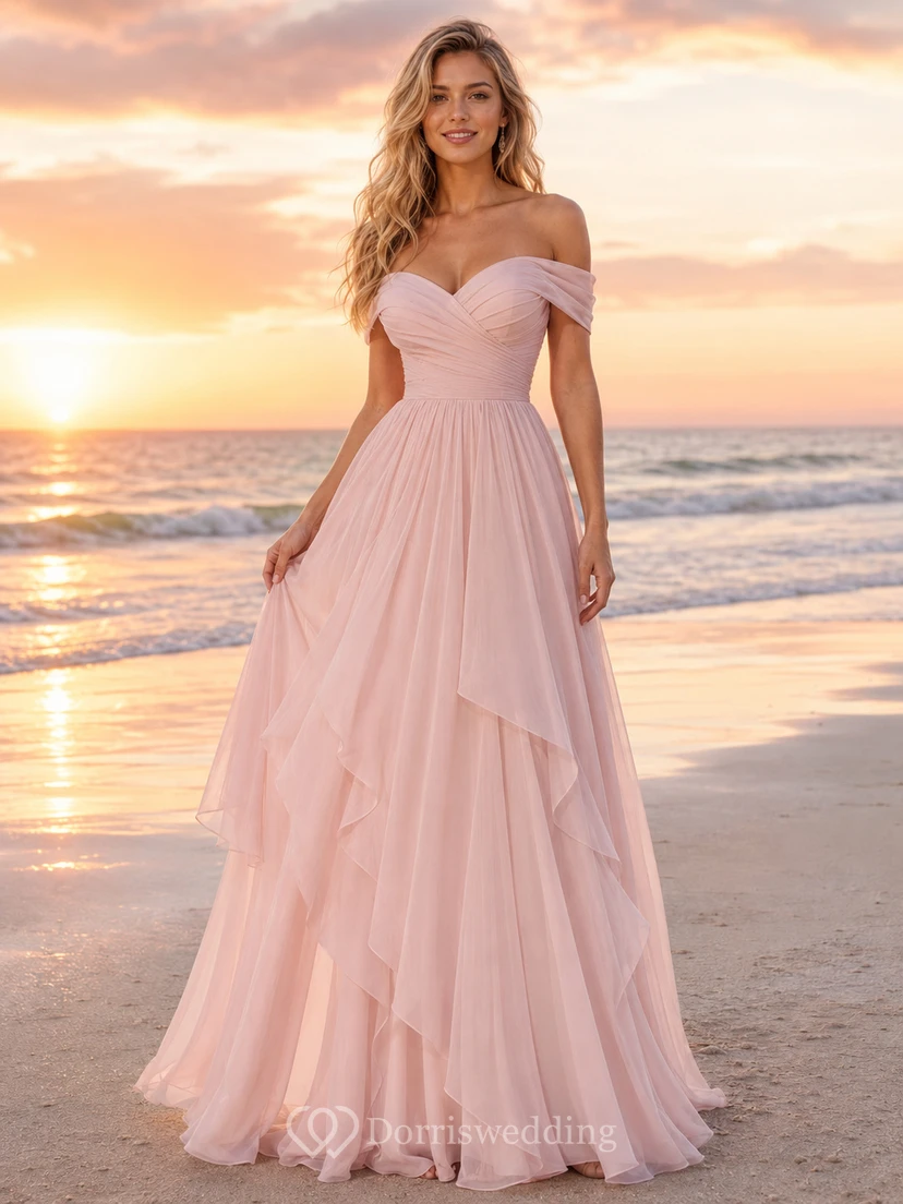 Rosafarbenes, schulterfreies, mehrlagiges Chiffon-Brautkleid im Strand-Sonnenuntergangs-Stil