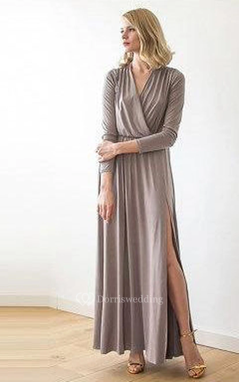Langes Jerseykleid mit V-Ausschnitt, langen Ärmeln und A-Linien-Schnitt sowie Seitenschlitz view 5