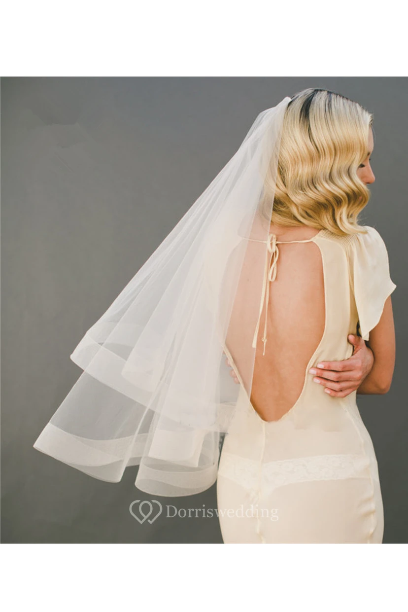 Simple Elbow Length Soft Tulle Wedding Veil view 2