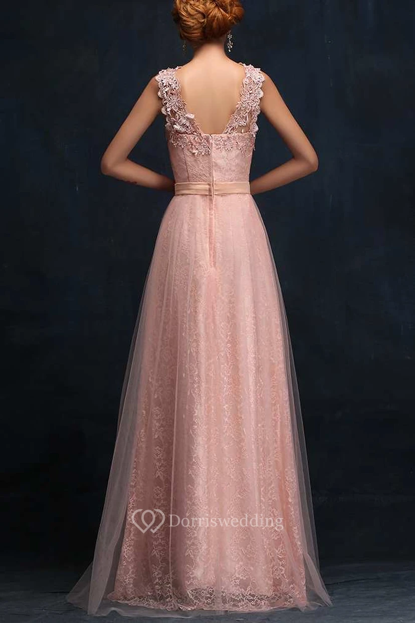 Robe longue en tulle trapèze à bretelles en dentelle et ceinture perlée view 2