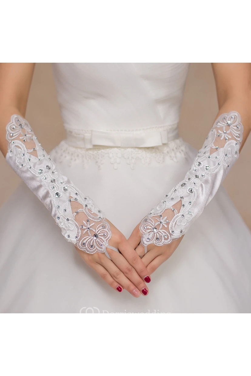 Gants en satin élastique à maille creuse brodés de perles et de diamants