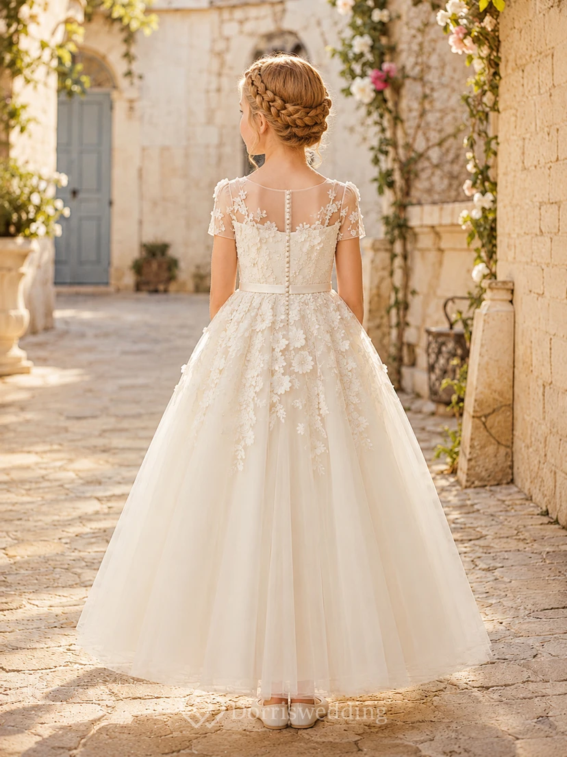 Blumenmädchenkleid aus elfenbeinfarbener Spitze und Tüll, A-Linie, kurze Ärmel, Rundhalsausschnitt, Teelänge, Schärpendetails view 2