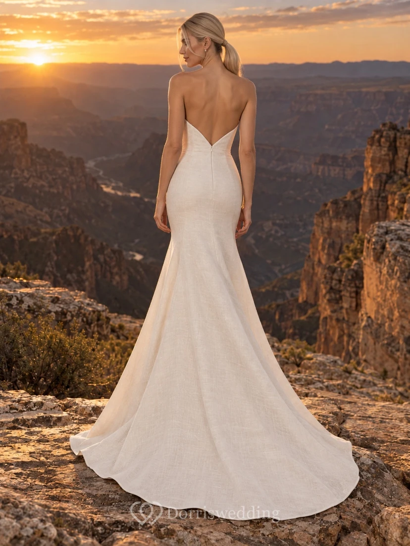 Vestido de novia de sirena sin tirantes, confeccionado en lino, con corpiño ajustado y espalda en V. view 2