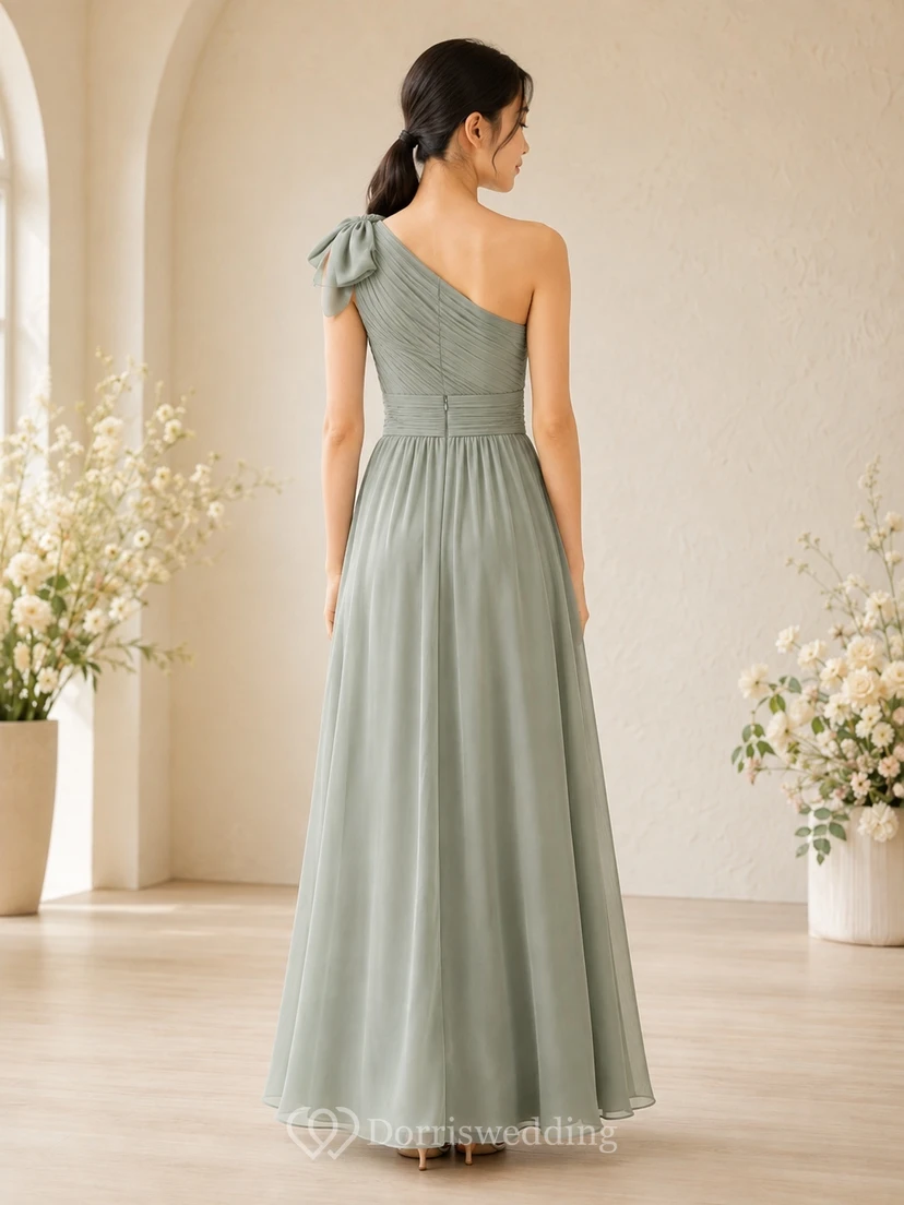 Elegantes junges Brautjungfernkleid in Celadon-Tönen, A-Linie, One-Shoulder, ärmellos, aus Chiffon view 2