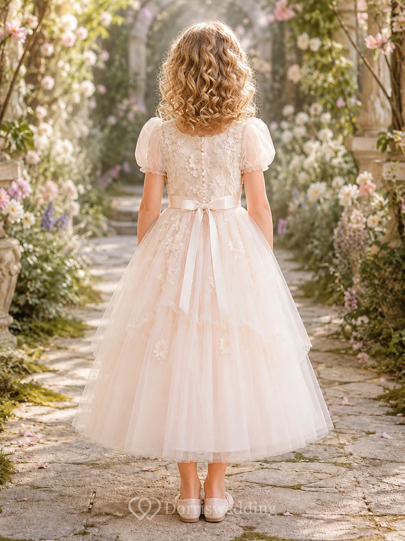 Vestido de niña de las flores, color marfil, encaje, tul, corte en A, manga corta, escote redondo, largo midi. view 2
