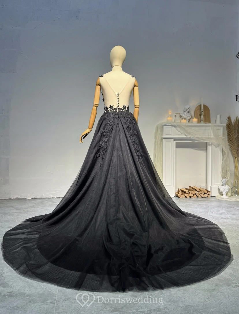 Schwarzes, elegantes Abendkleid in Übergröße im Gothic-Stil für Strandhochzeiten mit Spitze view 2