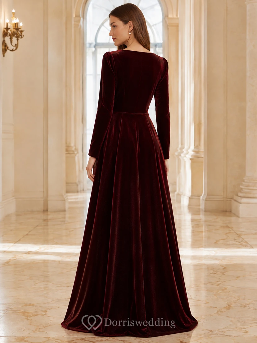 Weinrotes, burgunderfarbenes, eckiges Samtkleid mit langen Ärmeln, A-Linien-Schnitt, bodenlang, schlicht und elegant – perfekt für formelle Anlässe. view 2