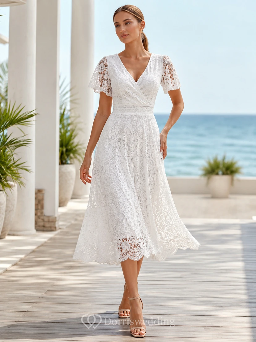 Elfenbeinfarbenes, formelles Gästekleid mit V-Ausschnitt, kurzen Ärmeln, Spitze und A-Linie für den Garten