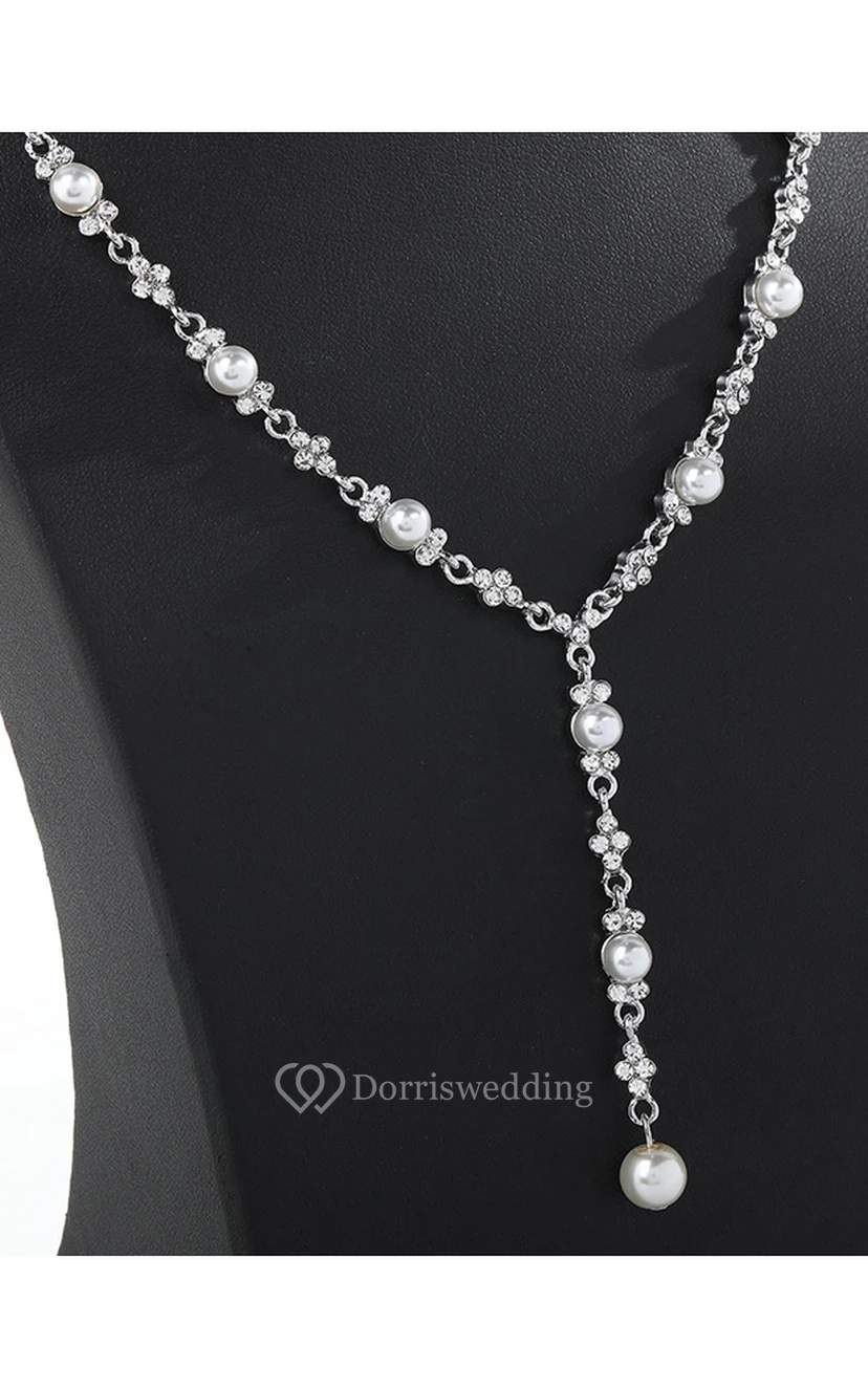 Elegant Rhinestone and Pearl Necklace and Earrings Jewelry Set view 2
