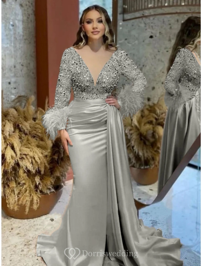 Vestido de noche de fiesta estilo sirena con escote en V y mangas largas, color champán, adornado con cuentas. view 5