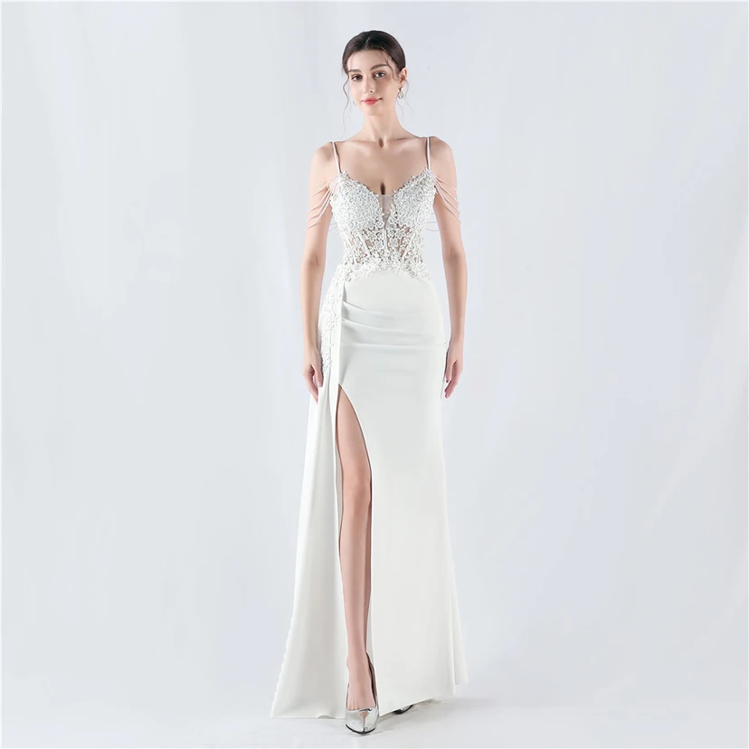 Schweres, mit Diamanten und Blumen besetztes, tailliertes Abendkleid aus Satin mit Fischgrätmuster und Perlenbesatz für Jahrestreffen und Hochzeiten view 11