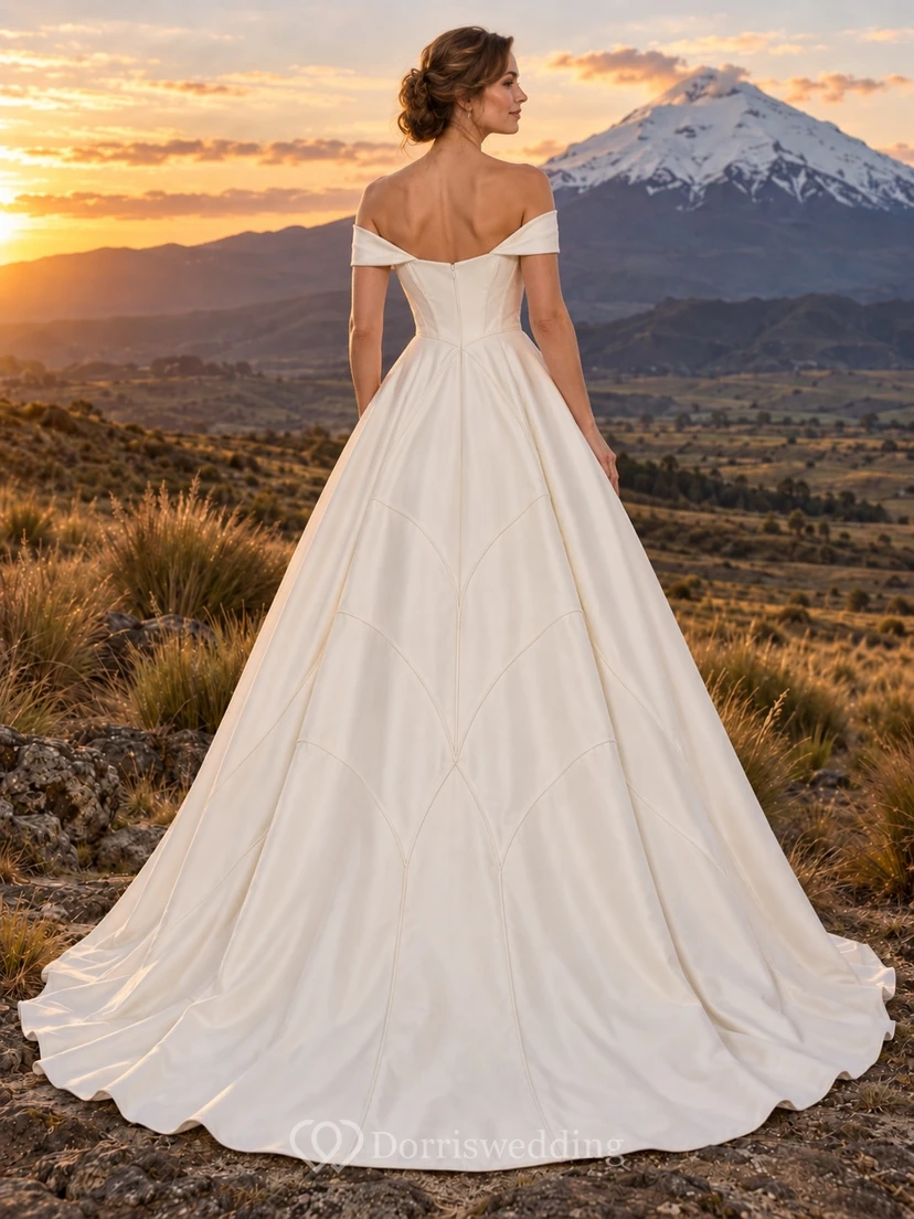 Vestido de novia de satén de algodón con hombros descubiertos, corpiño con paneles y cola completa en línea A. view 2