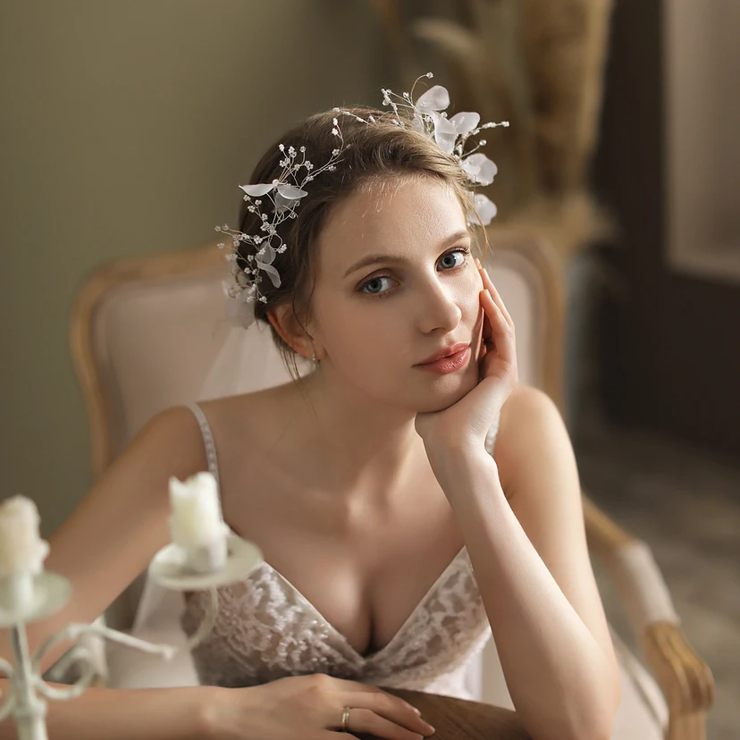 Soft Bridal Veil with Flower Headband view 3
