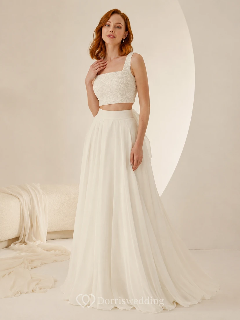 Robe deux pièces en mousseline de soie à col carré et dos noué