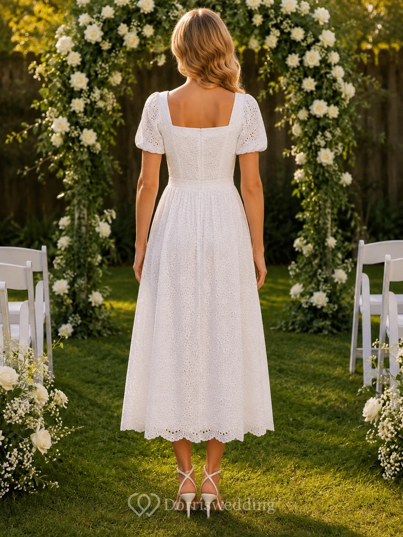 Vestido de novia de algodón con cuello cuadrado, mangas abullonadas y detalles de ojales, estilo Backyard. view 2