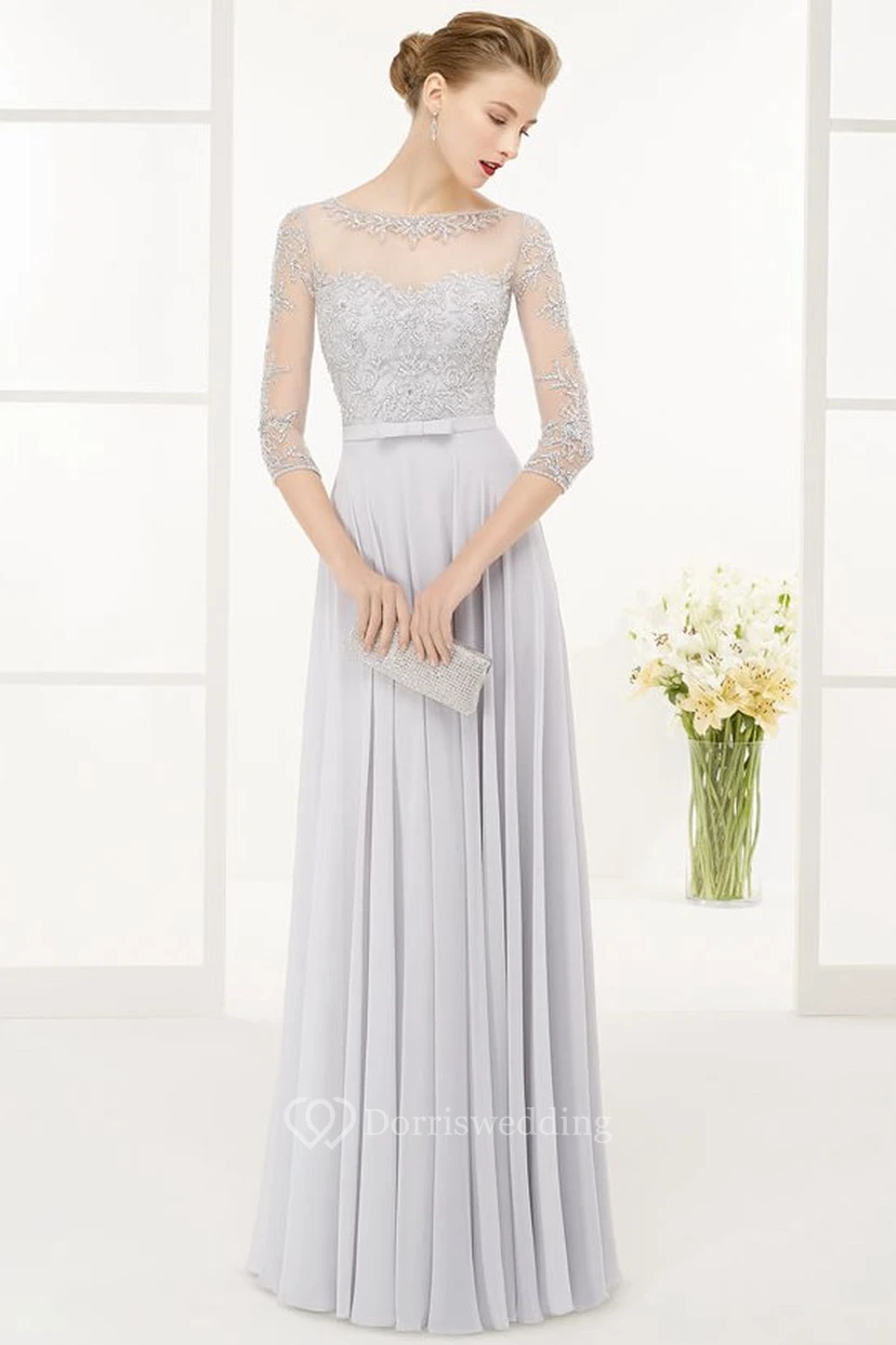 Vestido de fiesta largo hasta el suelo, de gasa, con escote joya, mangas tres cuartos y escote en V, con detalles de cuentas y corte en A.