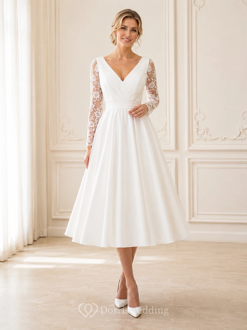 Robe de mariée en satin et dentelle, manches longues, col en V, dos nu en V, fermeture éclair.