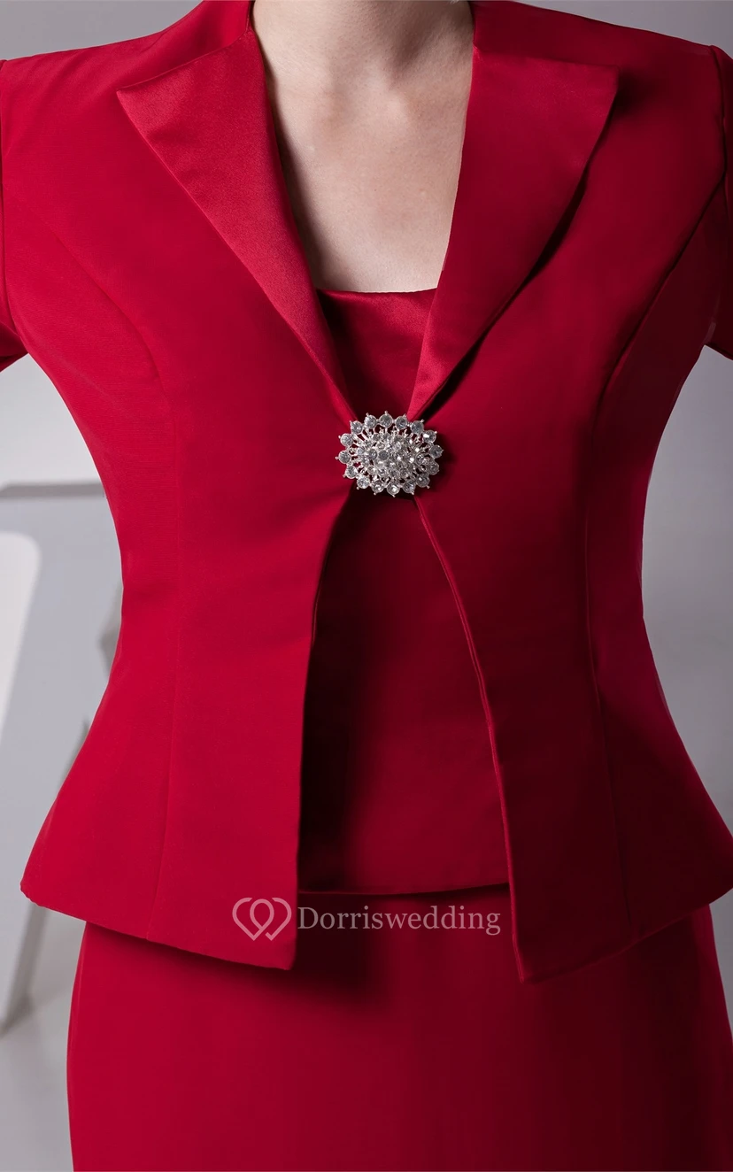 Klassisches Maxi-Etui-Jacket und Kleid mit Brosche view 4