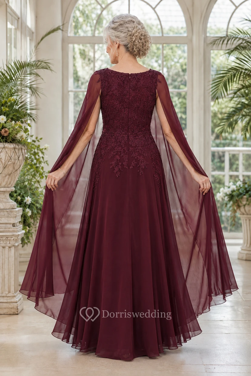 MOB-Kleid aus burgunderfarbenem Chiffon mit Spitze, A-Linie, Cape-Ärmeln, Rundhalsausschnitt, bodenlang, Cape-Ärmel-Detail view 2