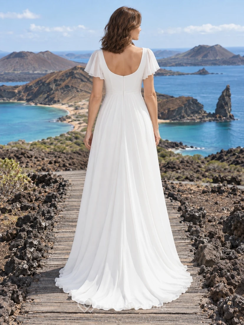 Vestido de novia de georgette con escote redondo, mangas con volantes, cintura fruncida y cola en línea A. view 2