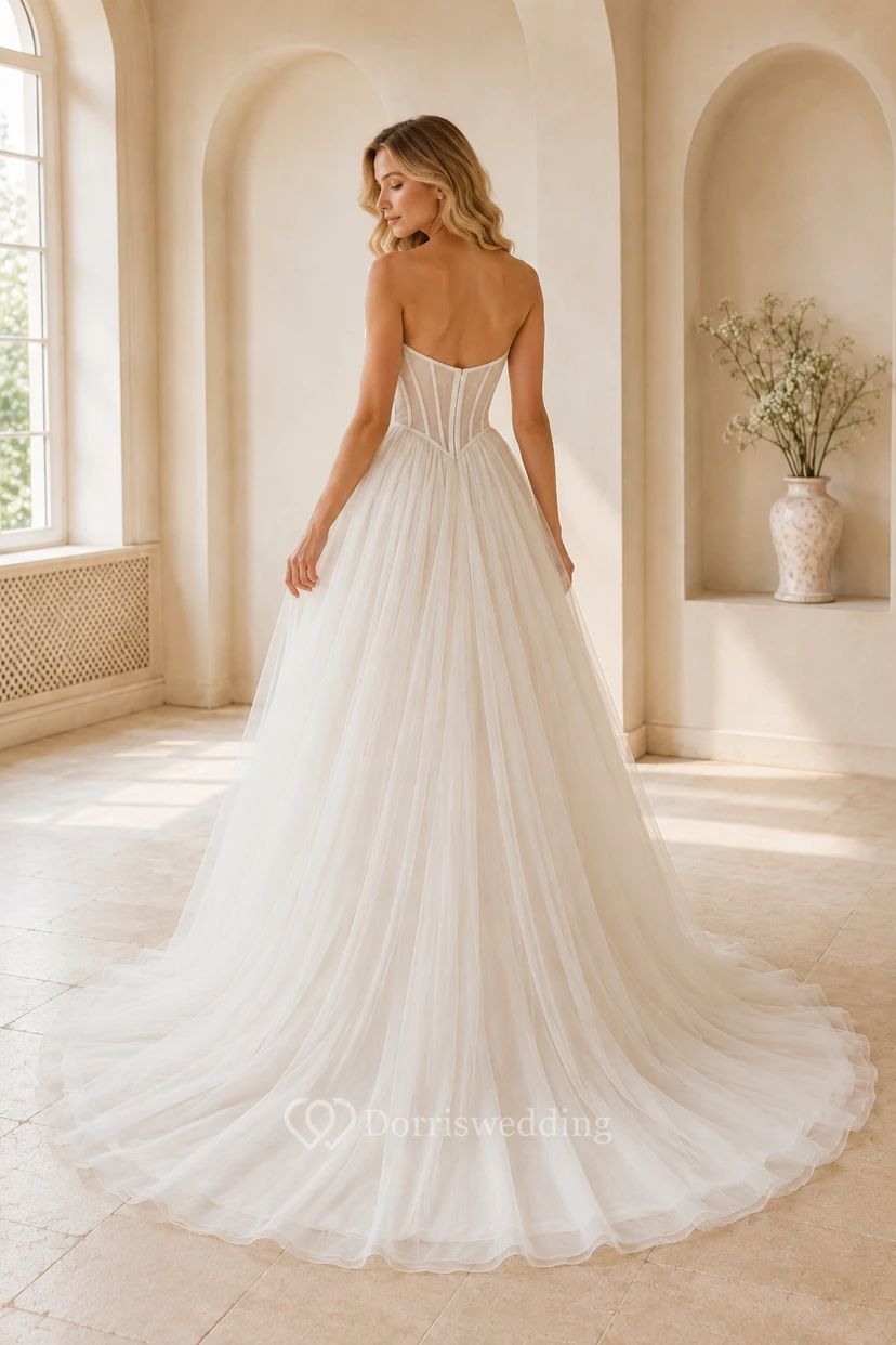 Tüll-Hochzeitskleid, A-Linie, trägerlos, Herzausschnitt, Schleppe view 2