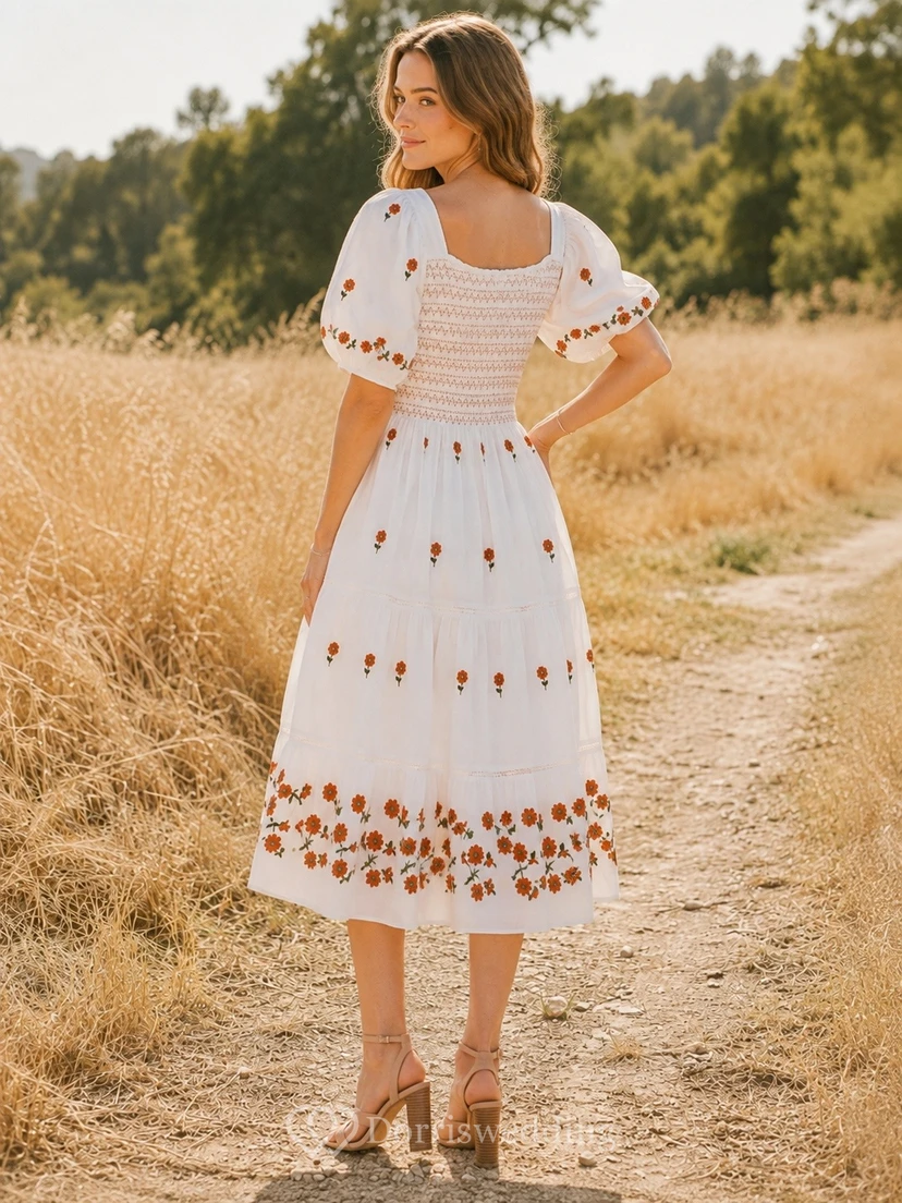 Weißes, besticktes, florales Midi-Kleid mit eckigem Ausschnitt und kurzen Ärmeln für besondere Anlässe view 2