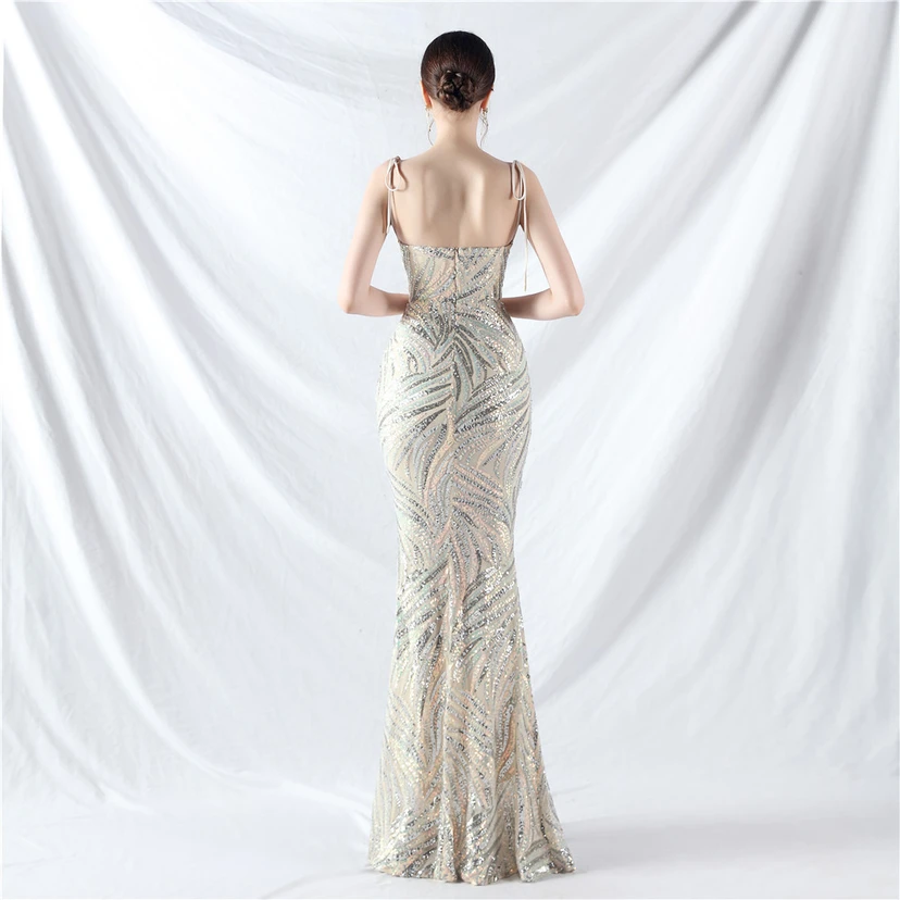 Vestido de noche con tirantes, top tipo tubo y lentejuelas apiladas encriptadas, con método de doble atado de cuerda. view 25