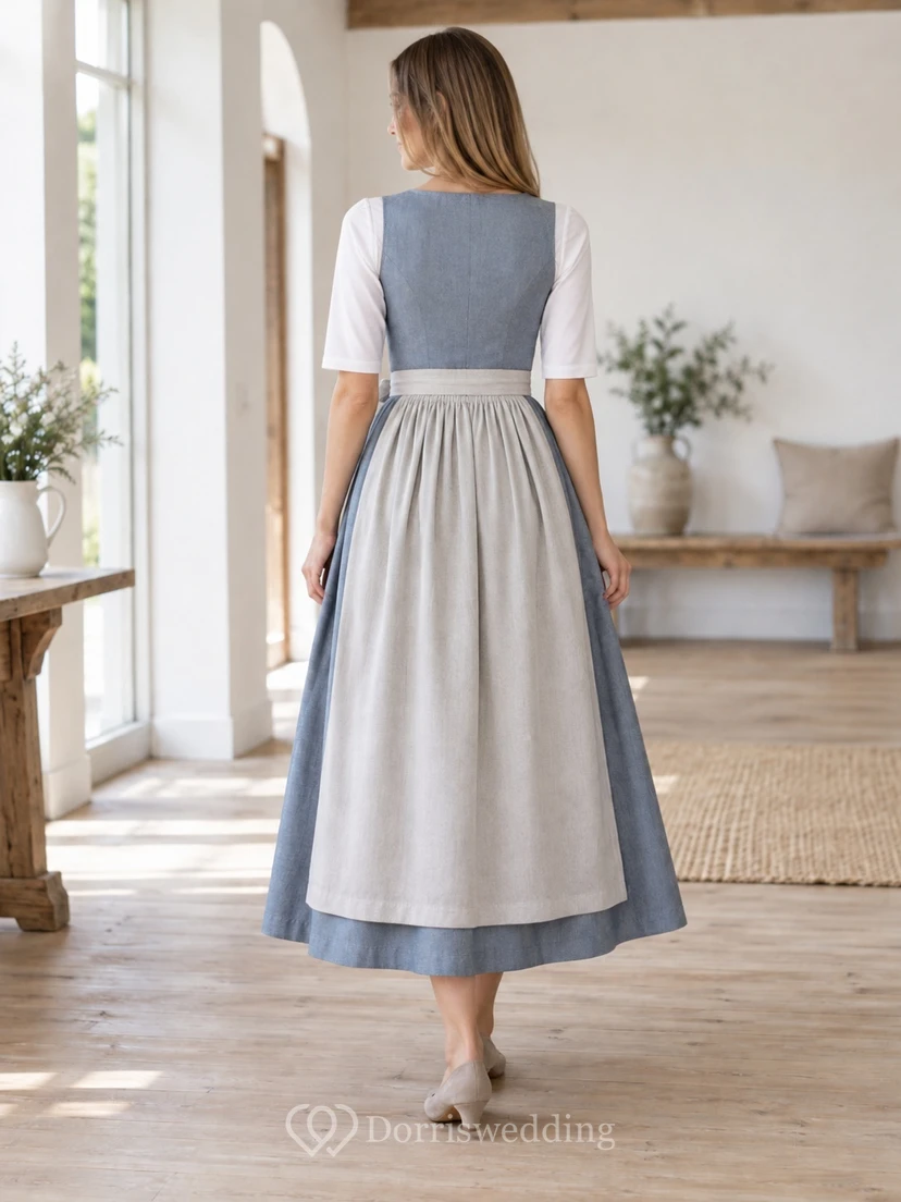 Robe Dirndl simple et modeste de style campagnard, bleu ardoise, col carré, tablier view 2