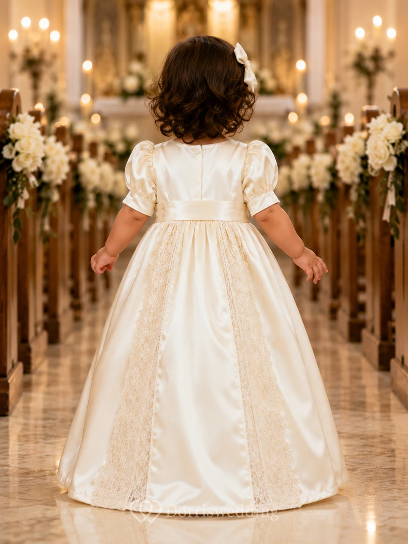 Champagnerfarbenes Taufkleid mit Rundhalsausschnitt, A-Linie, Satin, Spitze, kurze Ärmel view 2