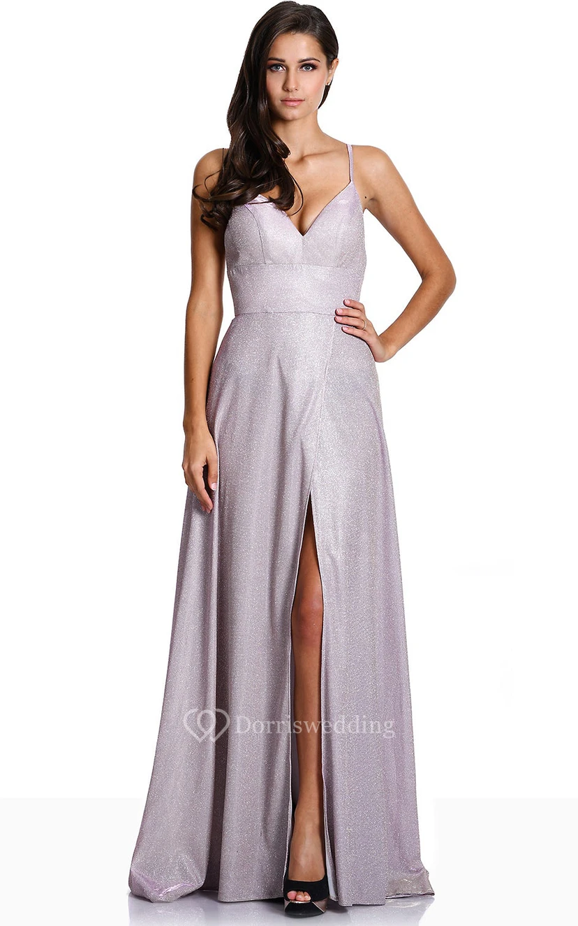 Vestido formal moderno sin mangas, largo hasta el suelo, corte en A, con lentejuelas y espalda descubierta view 3