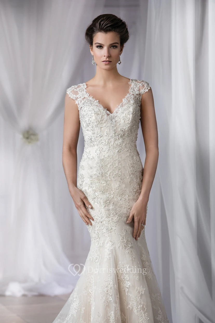 Cap-Sleeved V-Neck Mermaid Gown With Crystal Detail view 3
