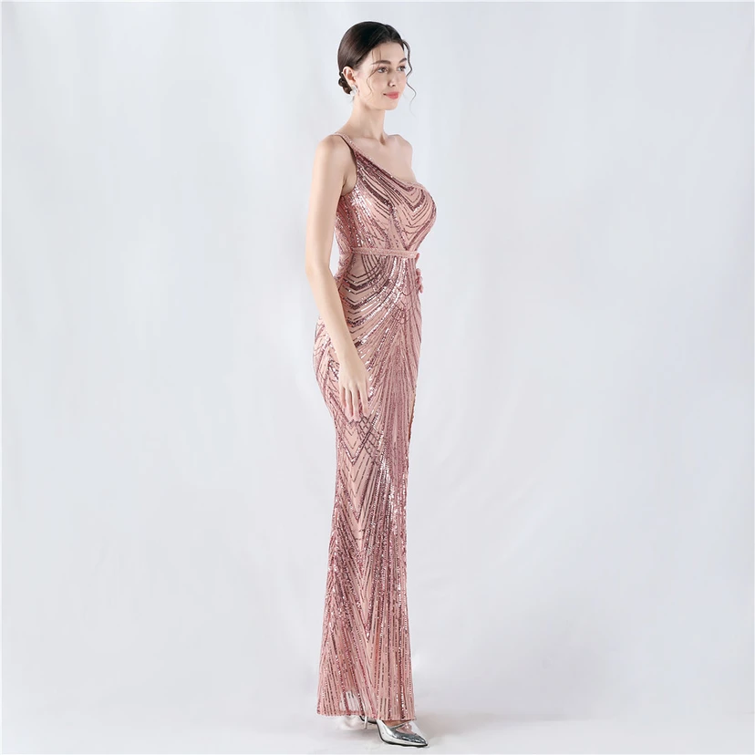 Vestido de noche asimétrico con escote alto y escote alto, adornado con cuentas florales y flores. view 45
