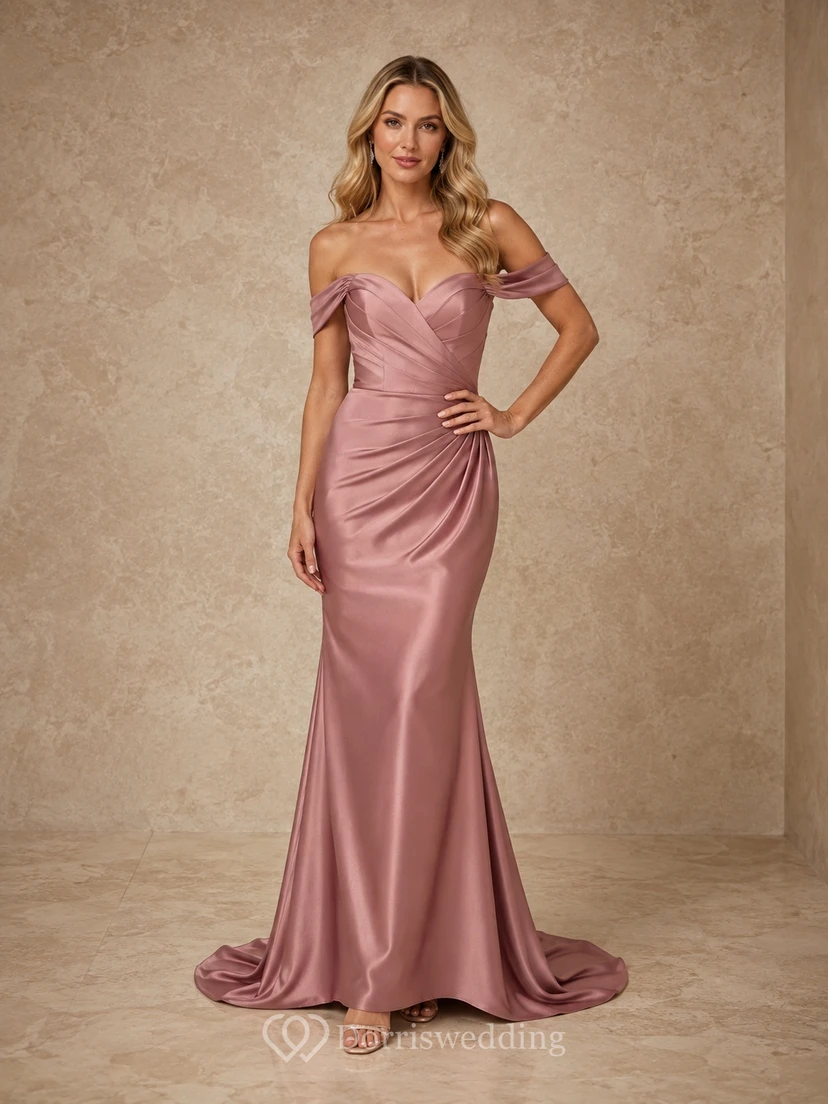 Robe de soirée élégante en satin rose poudré, épaules dénudées, coupe sirène et traîne balayée jusqu'au sol