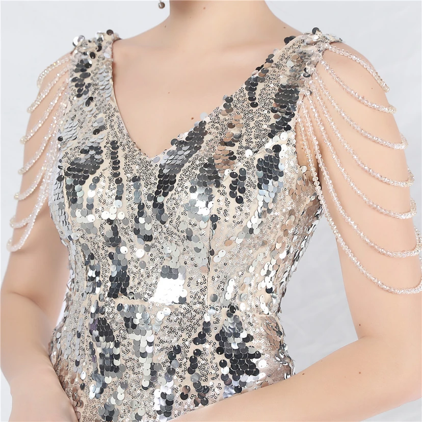 Robe courte à sequins ornée de perles et de sequins irisés, idéale au quotidien. Jupe courte. view 17