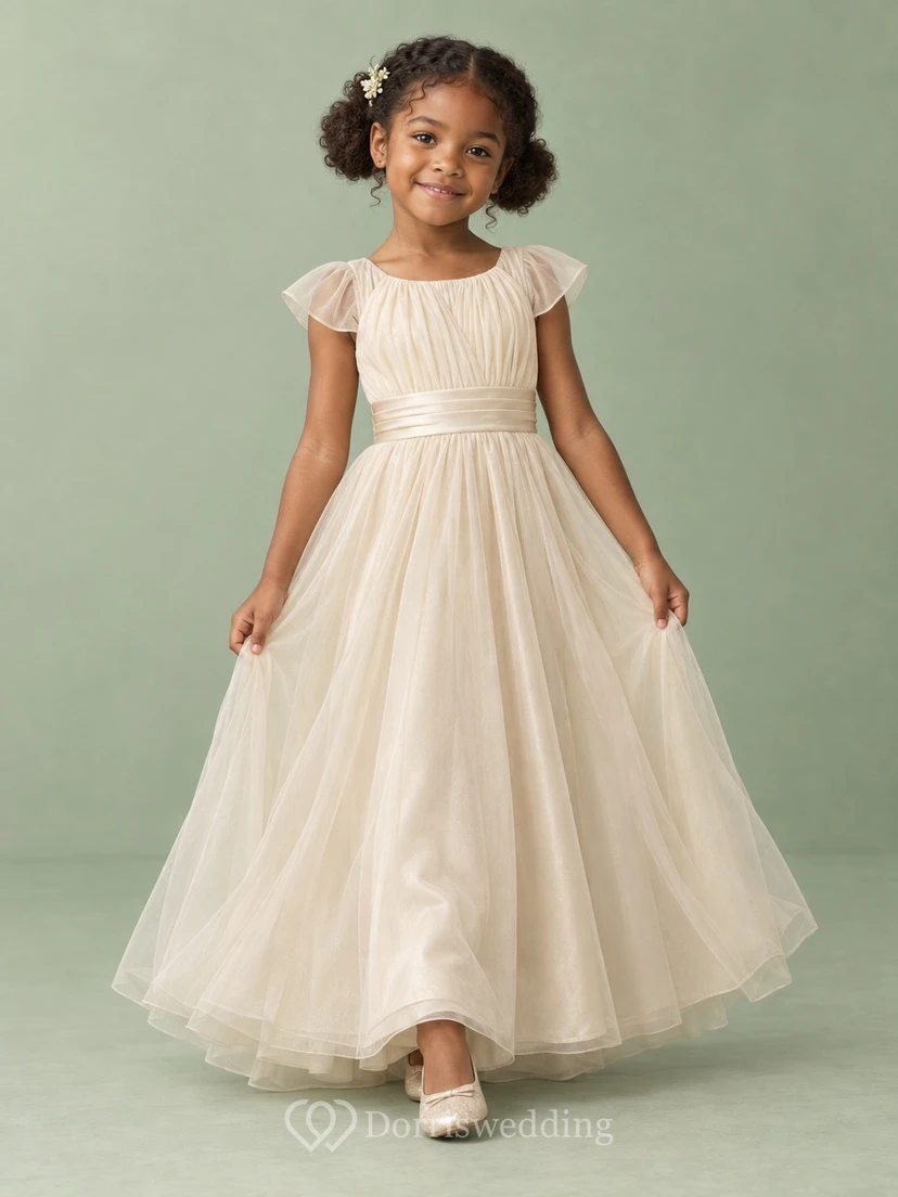 Champagnerfarbenes A-Linien-Kleid für Blumenmädchen mit transparentem Rock, flatternden Ärmeln, plissiertem Oberteil, bodenlang, umgeschlagener Taille und tiefem Rückenausschnitt.