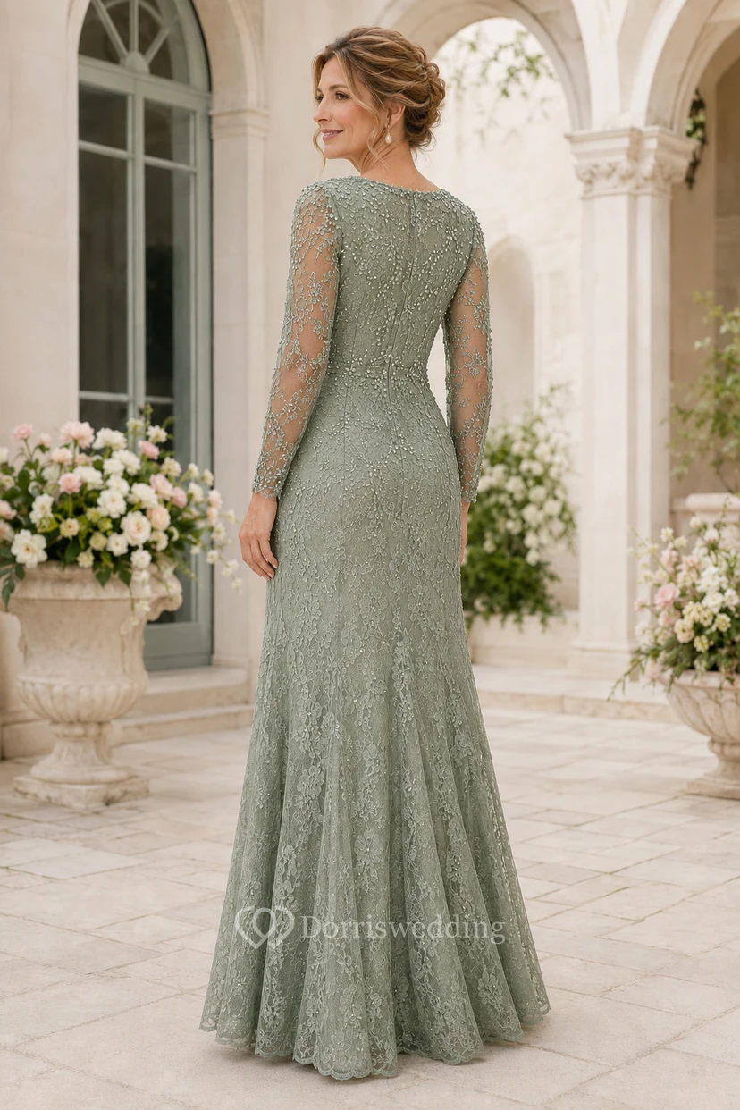 Robe sirène en dentelle couleur sauge à col en V et manches longues, idéale pour la mère de la mariée view 2